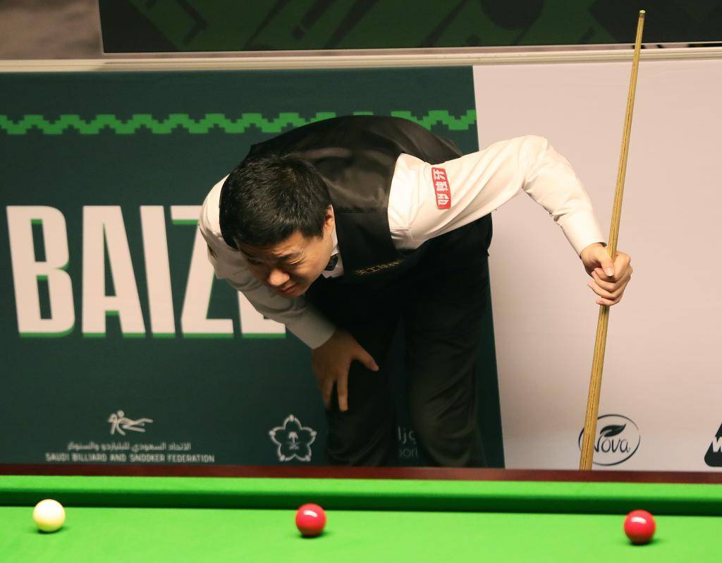 轮比赛中展 轮比赛中展