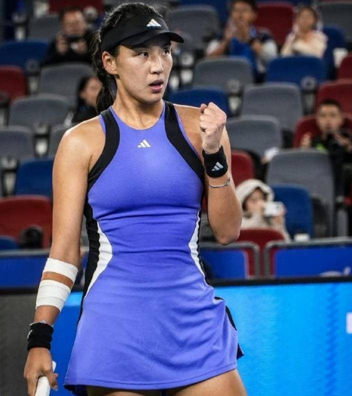 球队更衣室 球队更衣室