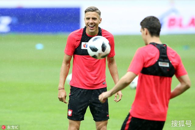 为球迷津津 为球迷津津