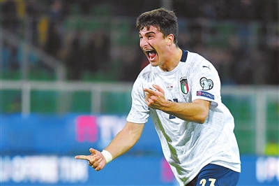 比赛表现 比赛表现