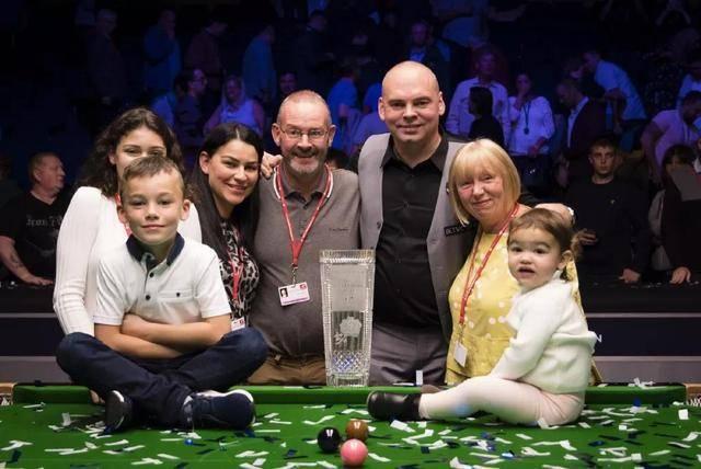 仅是其个人 仅是其个人