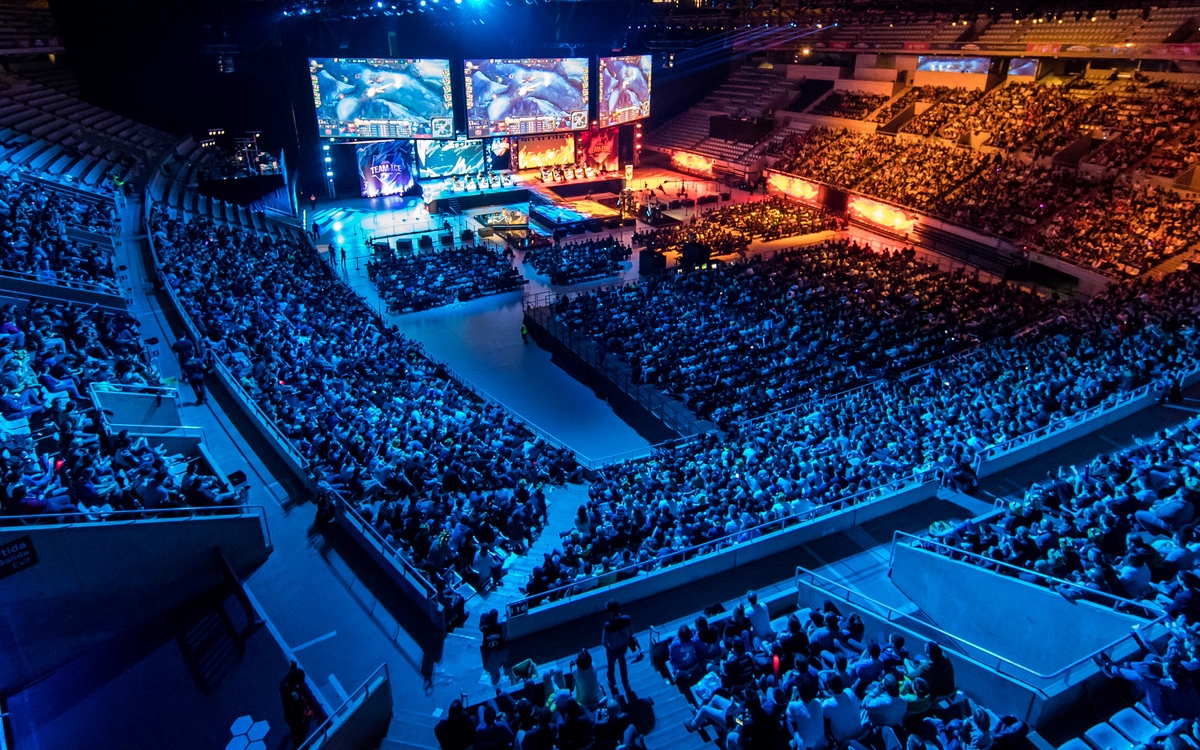 以让年轻球 以让年轻球