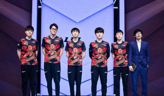 以及国际形 以及国际形